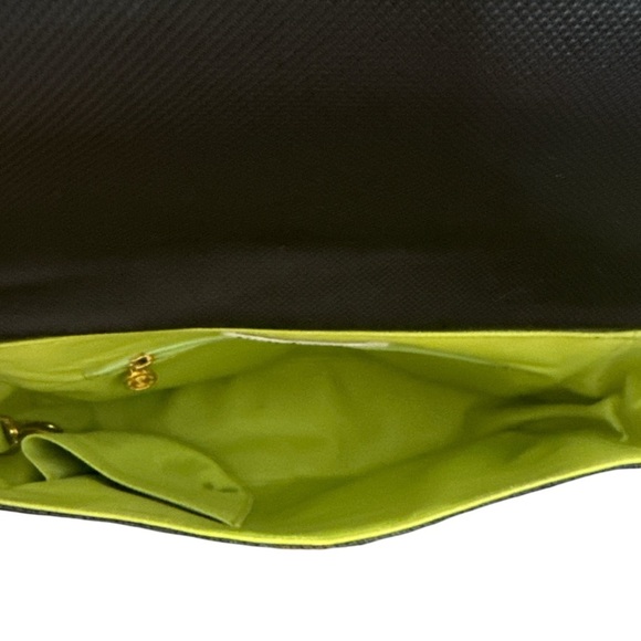 Eric Javits Black Squishee Shoulder Bag - Picture 6 of 7